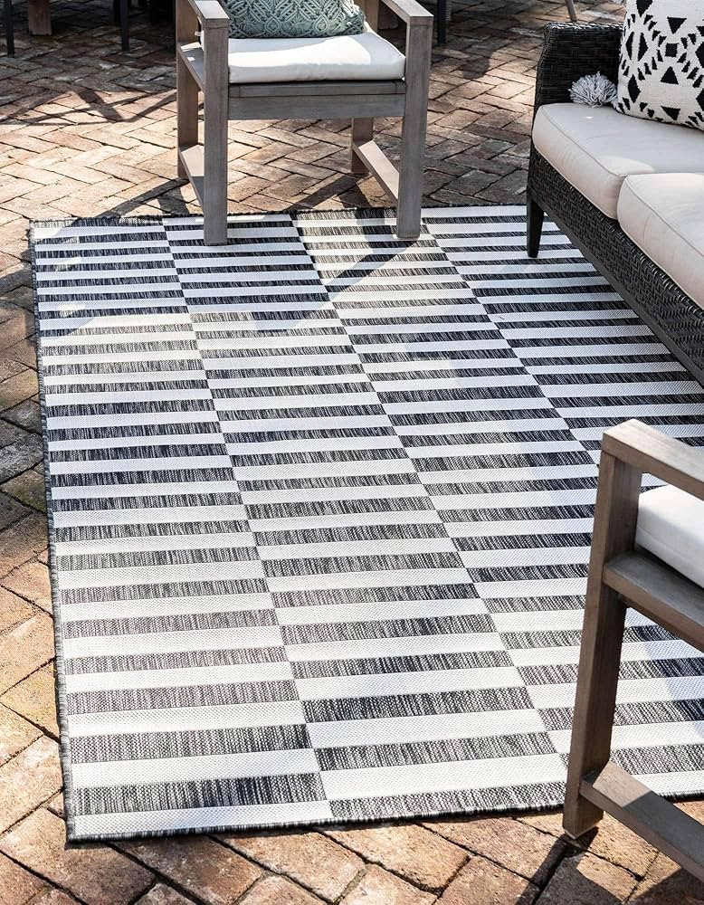 Unique Loom Outdoor Collection Classic Stripes, Transitional Indoor & Outdoor Area Rug, 9' 0 x 12... | Amazon (US)