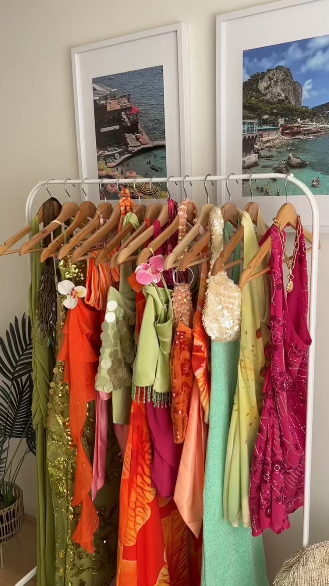 A colourful outfit hates to see me coming 🌺🍋‍🟩🐬🪸🦀

#LTKpartywear #LTKaustralia #LTKtravel