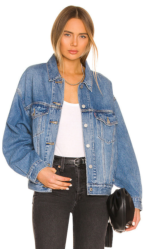 LEVI'S 90s Trucker in Denim-Medium. Size L. Also in XS, S, M, XL. | Revolve Clothing (Global)