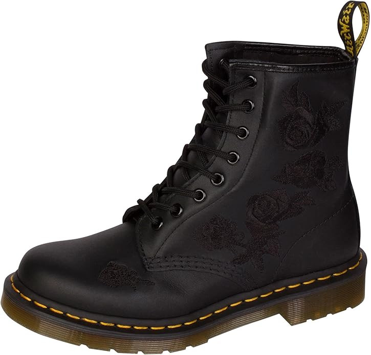 Dr. Martens womens 1460 Vonda Mono Softy T | Amazon (US)