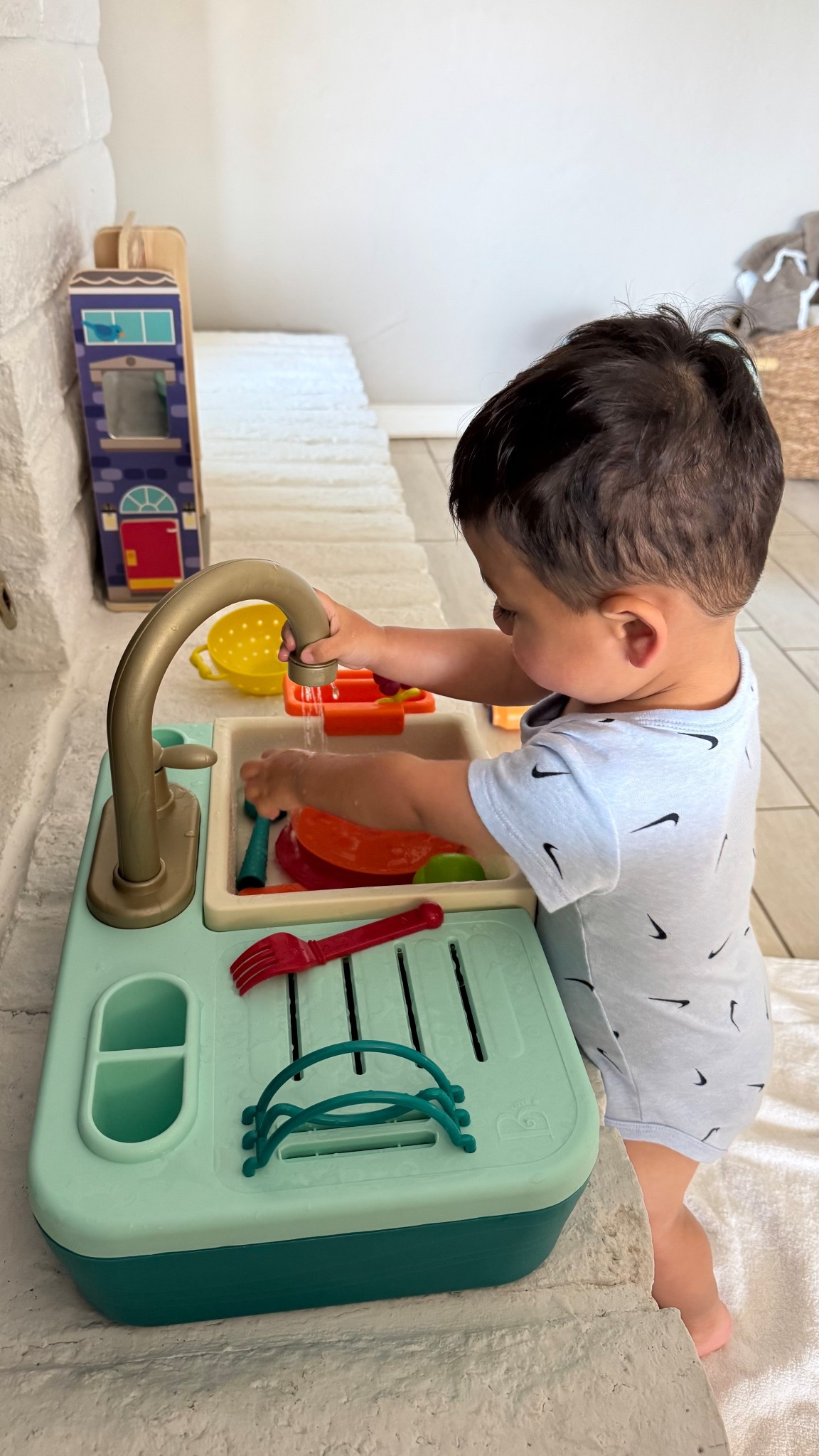 Mav loves this play sink!
Toddler play sink with running water - toddler toys, toddler play, pretend play, play dishes

#LTKKids #LTKFindsUnder50 #LTKFamily