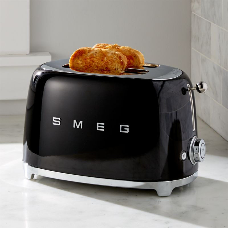 SMEG Black 2-Slice Retro Toaster + Reviews | Crate & Barrel | Crate & Barrel