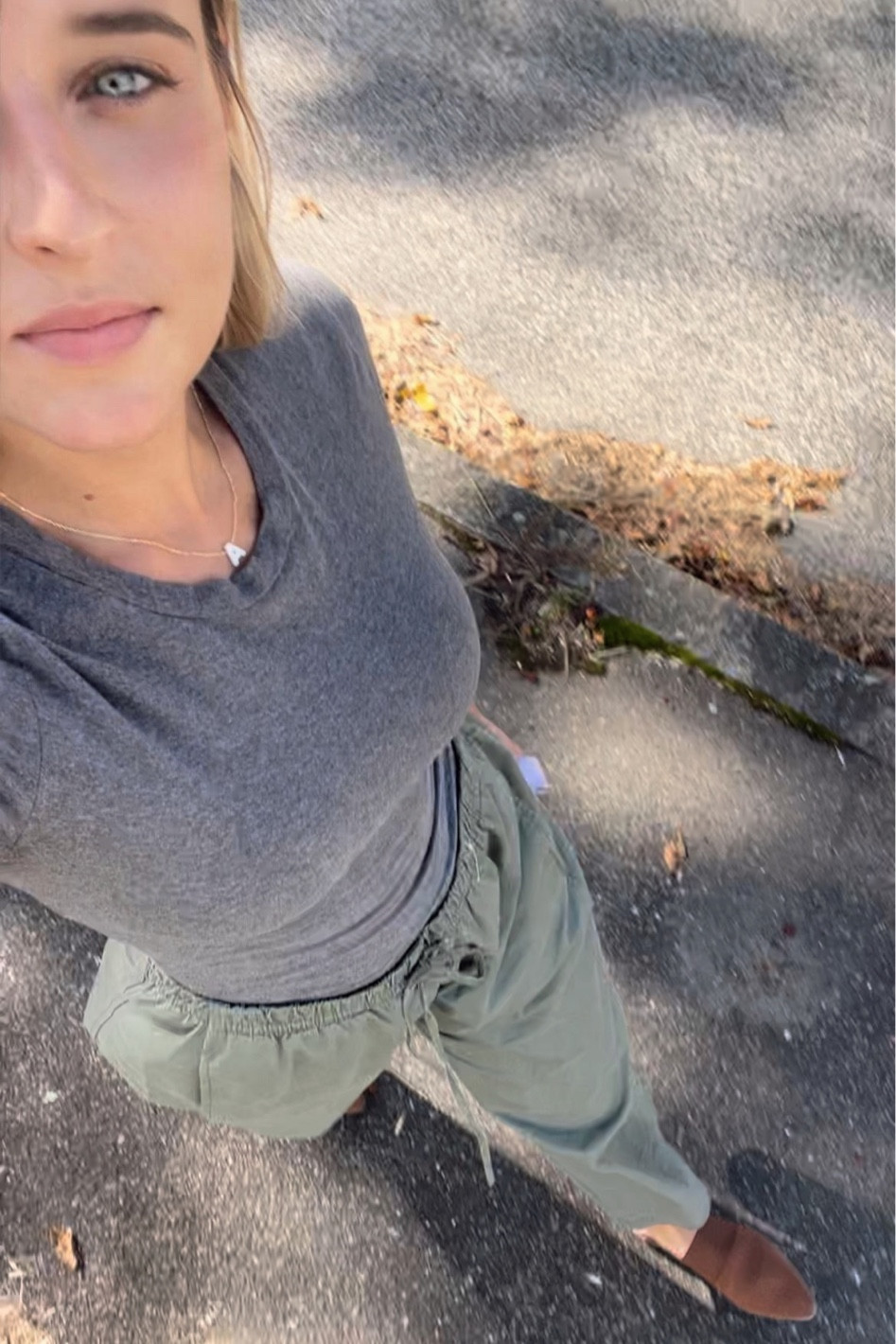 Loving these pants👏🏻

#abercrombie #workoutfit #workpants #necklace #falloutfit #fallworkoutfit 

#LTKSeasonal #LTKShoeCrush #LTKWorkwear