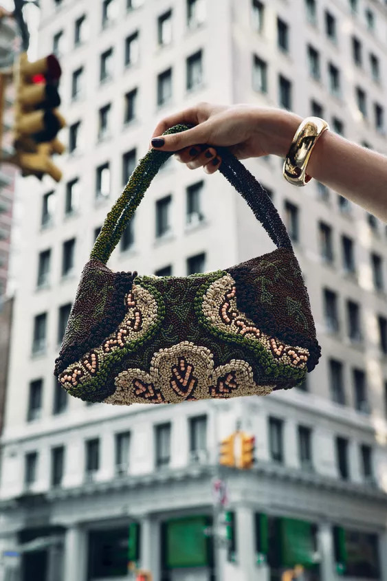 BAG WITH EMBROIDERED DETAILS | Zara UK