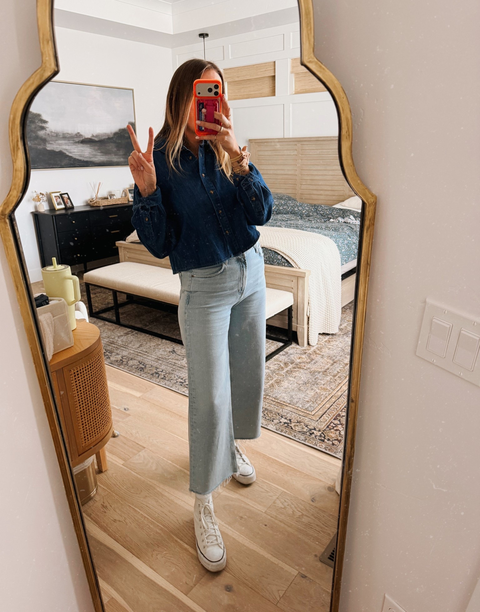 Denim on denim 🤌🏼

#LTKootd #LTKmomlife #LTKgrwm