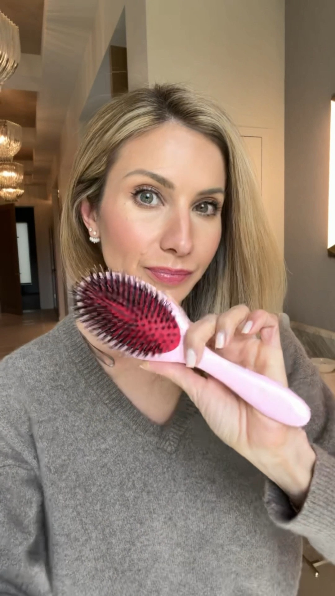 Denman D81M Black Style & Shine Medium Hairbrush ✨

#LTKBeauty #LTKOver40