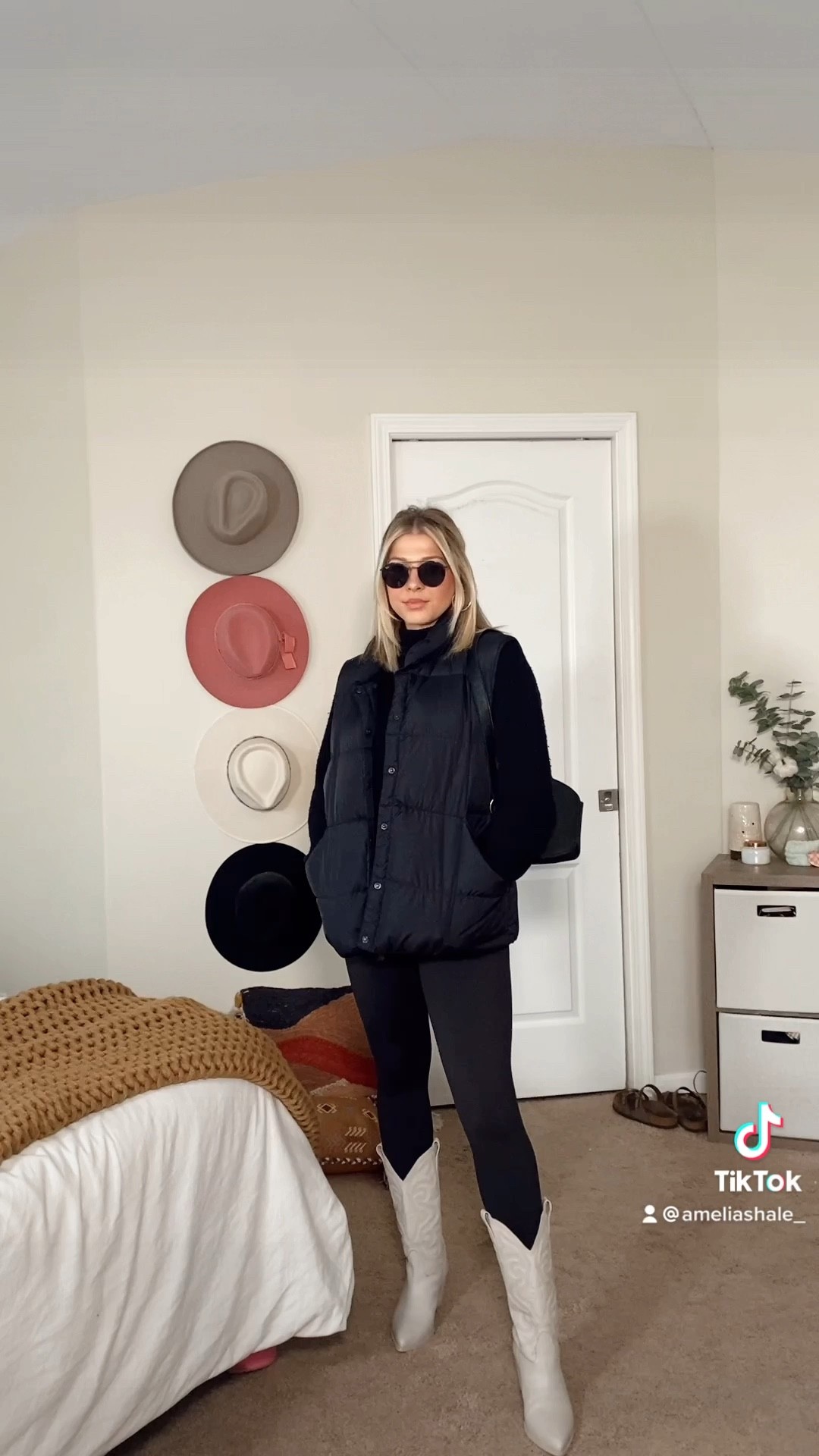 Fall fashion ideas 

#LTKSeasonal #LTKstyletip #LTKshoecrush