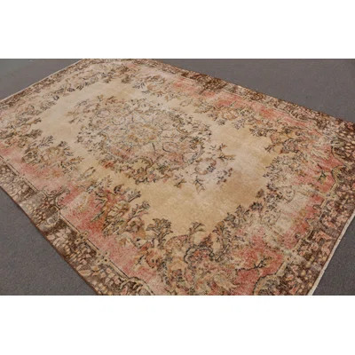 Hand-Loomed Oriental Rug in Beige Creates a Warm Atmosphere in Your Dining or Living Room | Wayfair North America
