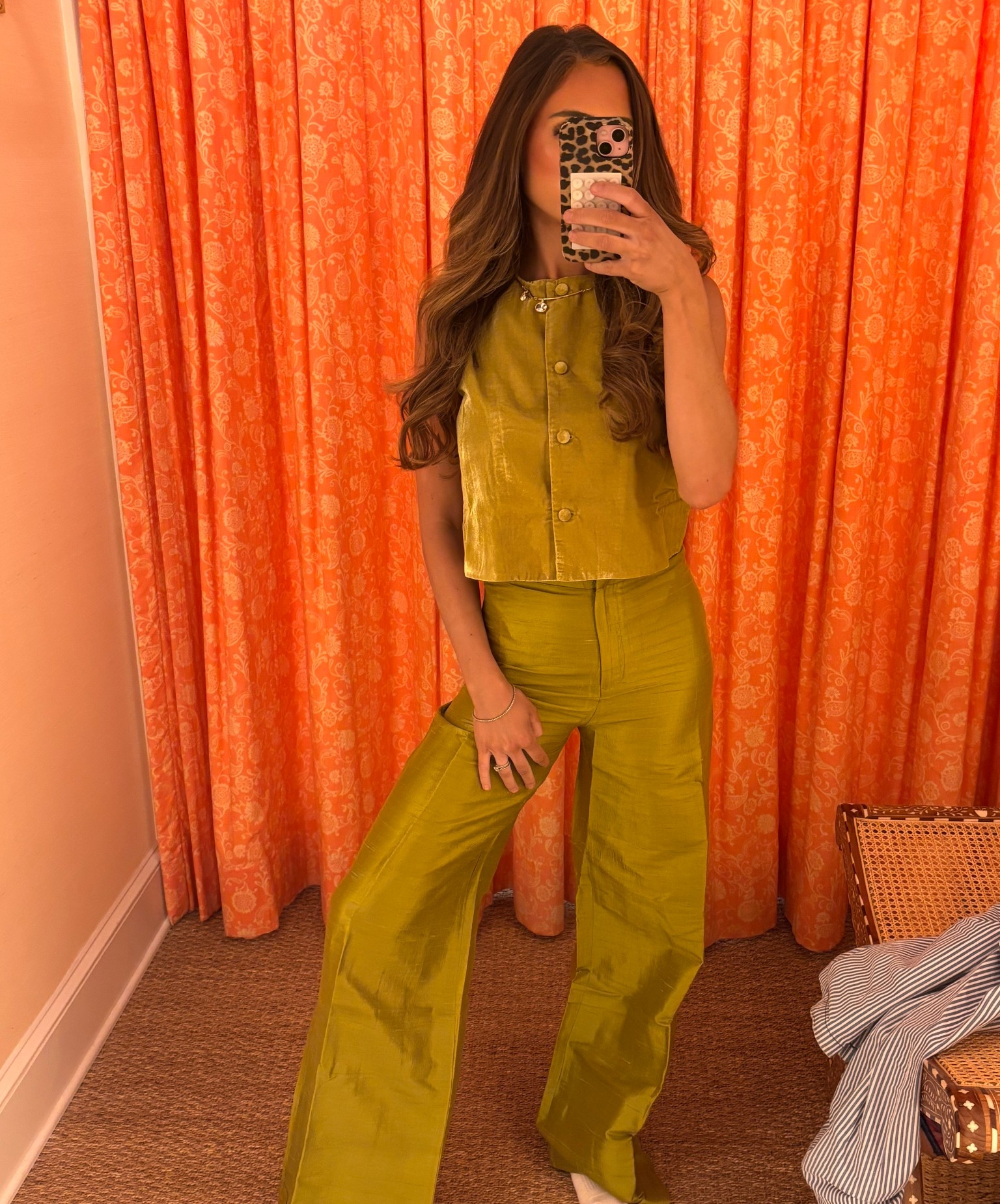 velvet set of my dreams 

#LTKGiftGuide #LTKHoliday #LTKBeauty