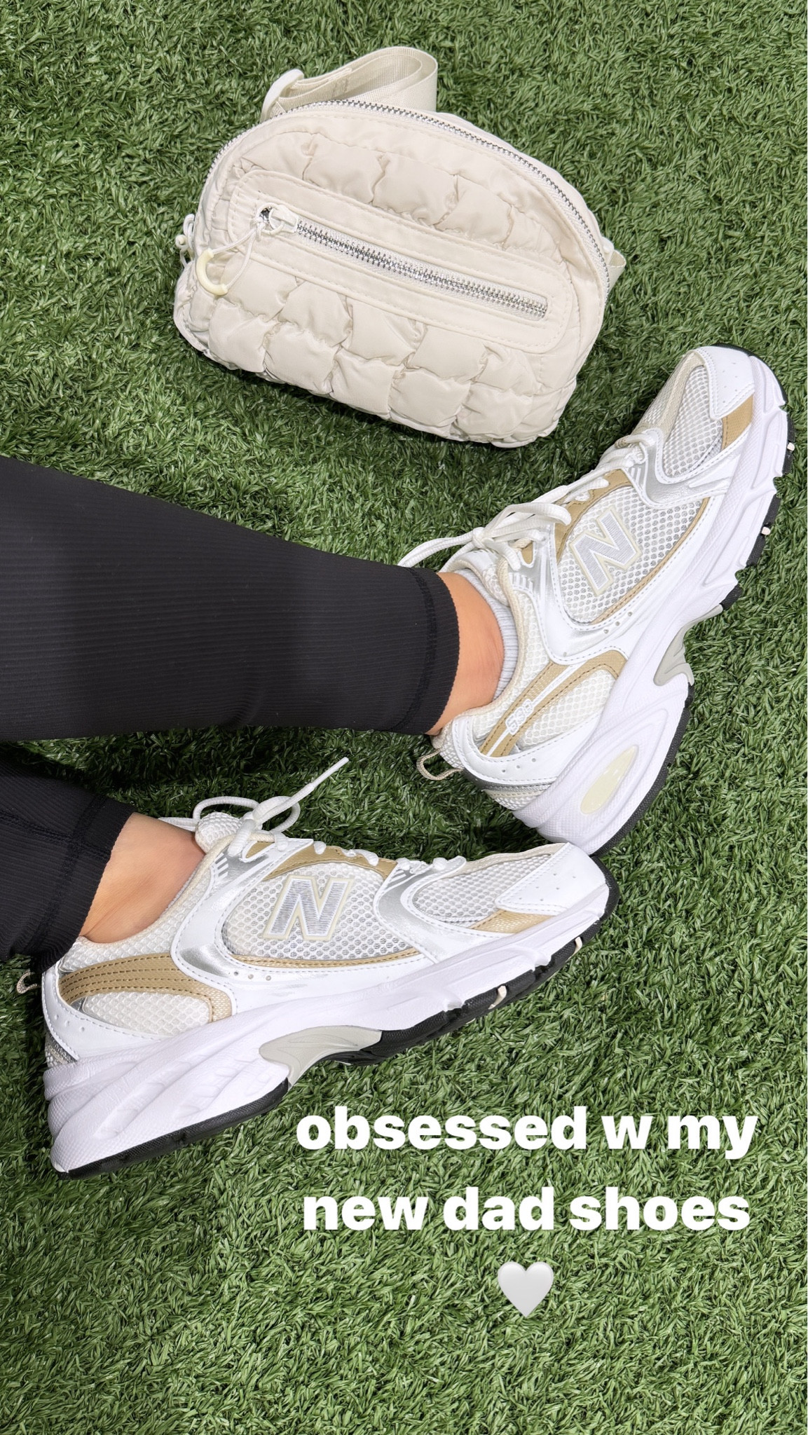 Obsessed with my new dad shoes from new balance! I love this color way. I can wear them with so many different outfits!