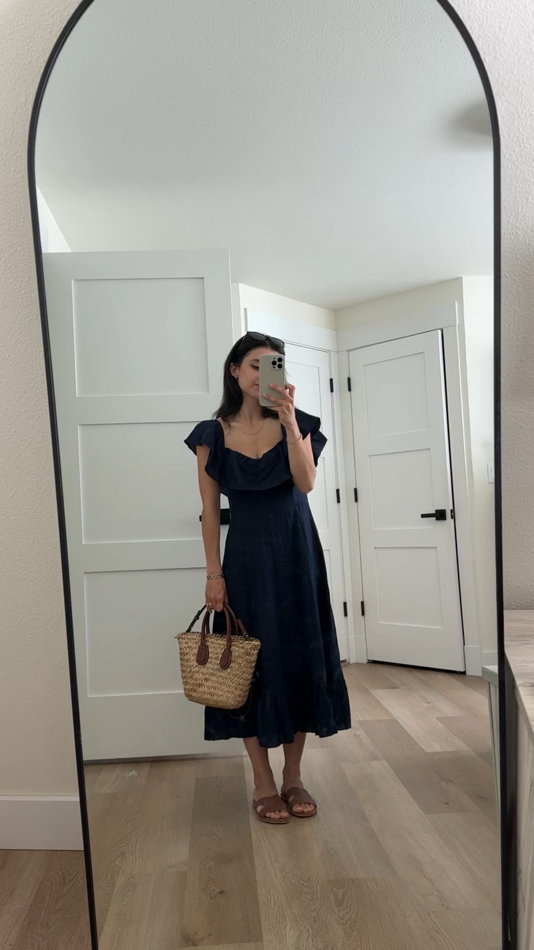 Beautiful 100% linen dress that comes in more colors 🤍 guilty of owning this in multiples! It’s stunning!

#LTKootd #LTKmomlife #LTKPetite