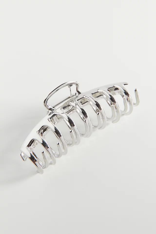 Round Metal Claw Clip | Urban Outfitters (US and RoW)