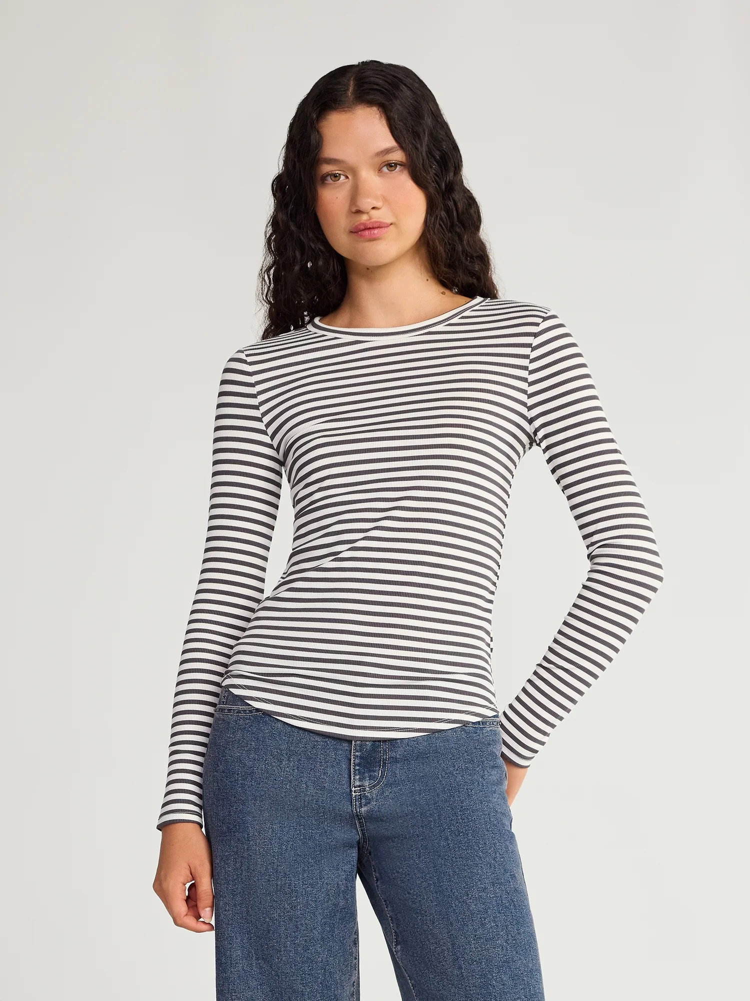 No Boundaries Crew Ribbed Tee with Long Sleeves, Women's | Walmart (US)