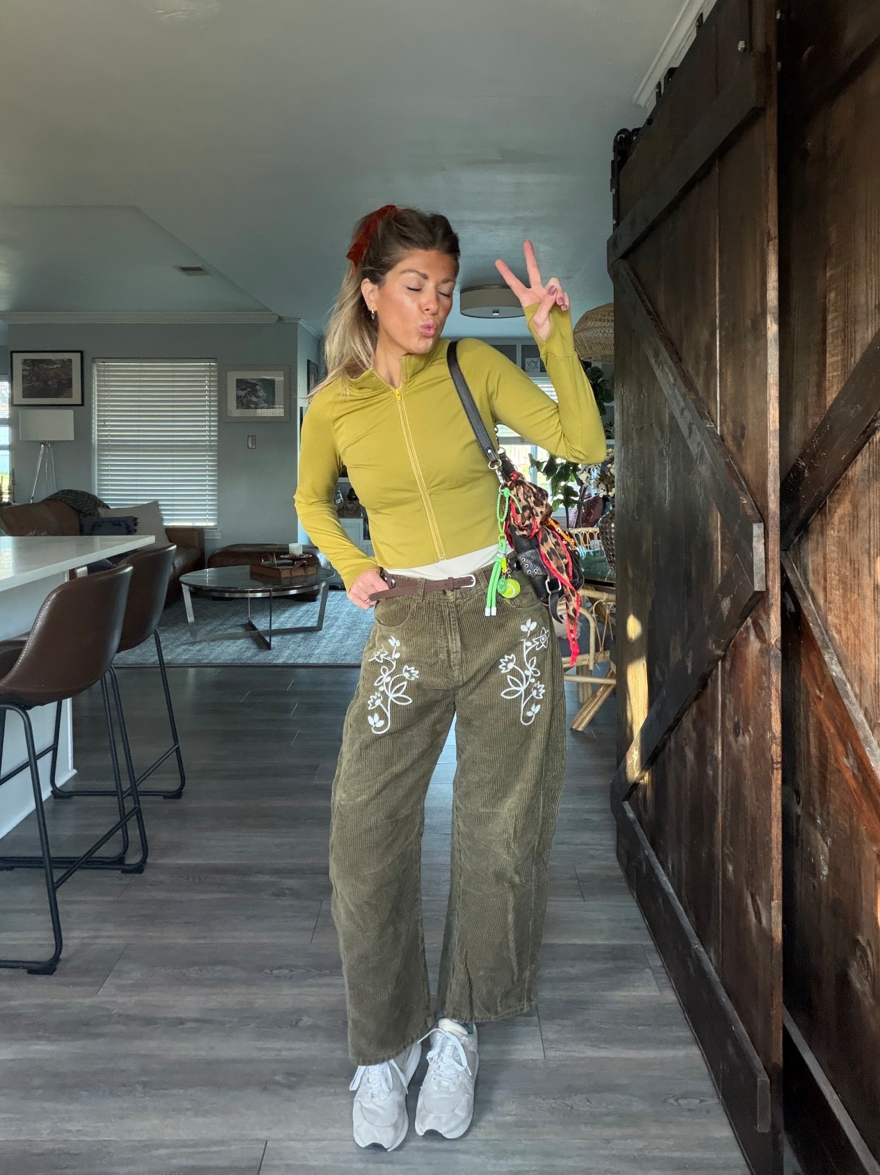 🍋‍🟩🍏💚🎾🧩✌🏽 #monochromaticlook #wiwt #40somethingstyle #freepeople #bohovibes #coolmom #nordstromrack 

#LTKootd #LTKspring #LTKSpringSale