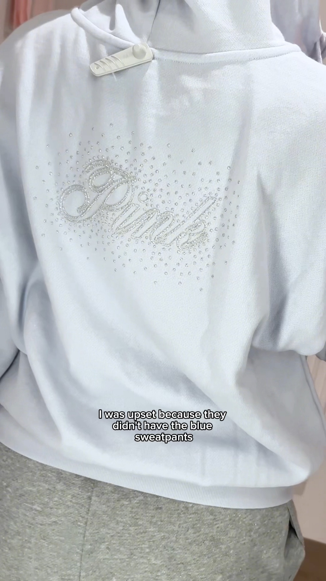 me 🤝 magpies = bling 4ever ✨🪩 

#LTKSeasonal #LTKTravel #LTKSaleAlert