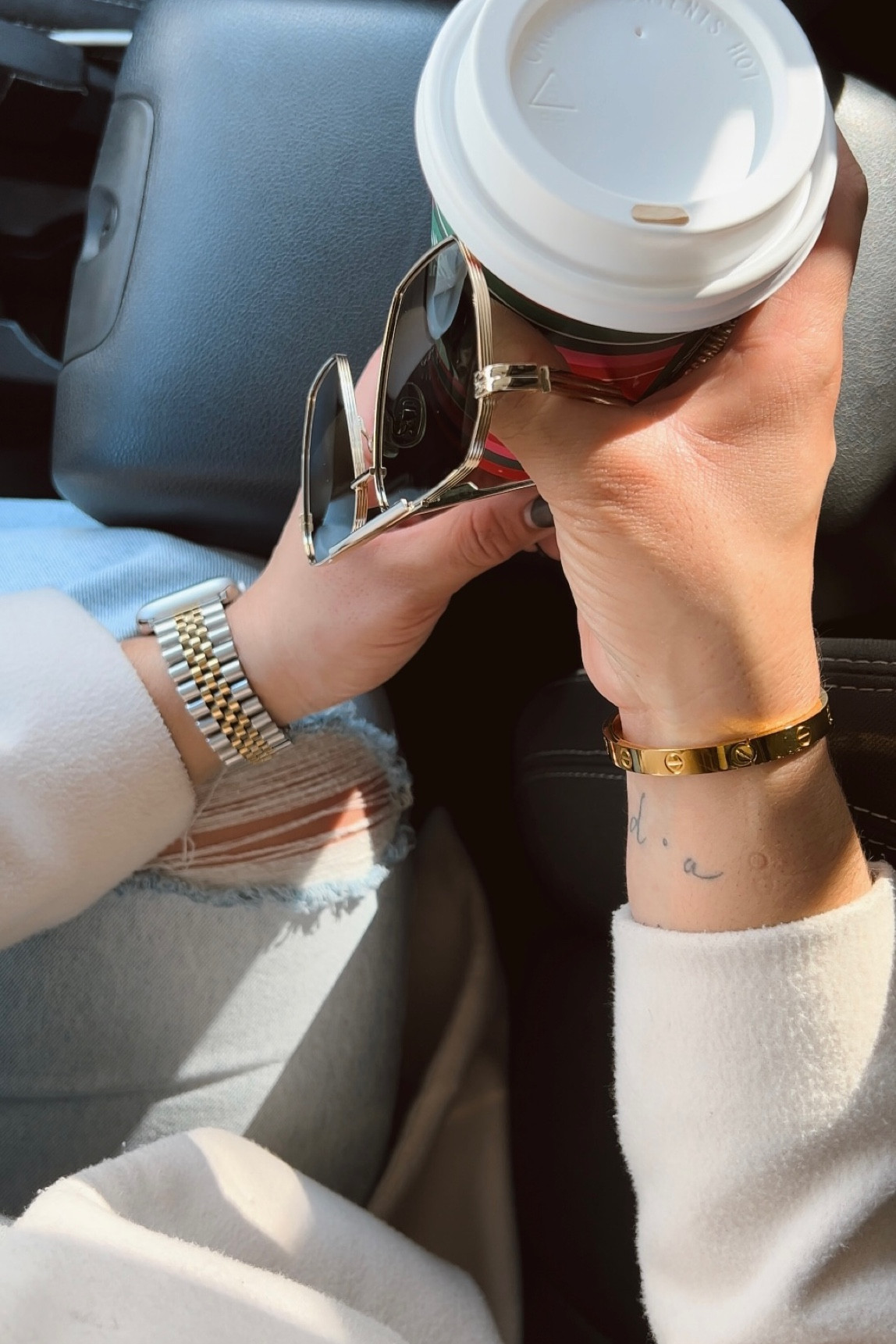 my everyday Amazon pretty gold things

watch band | sunnies | bracelet 