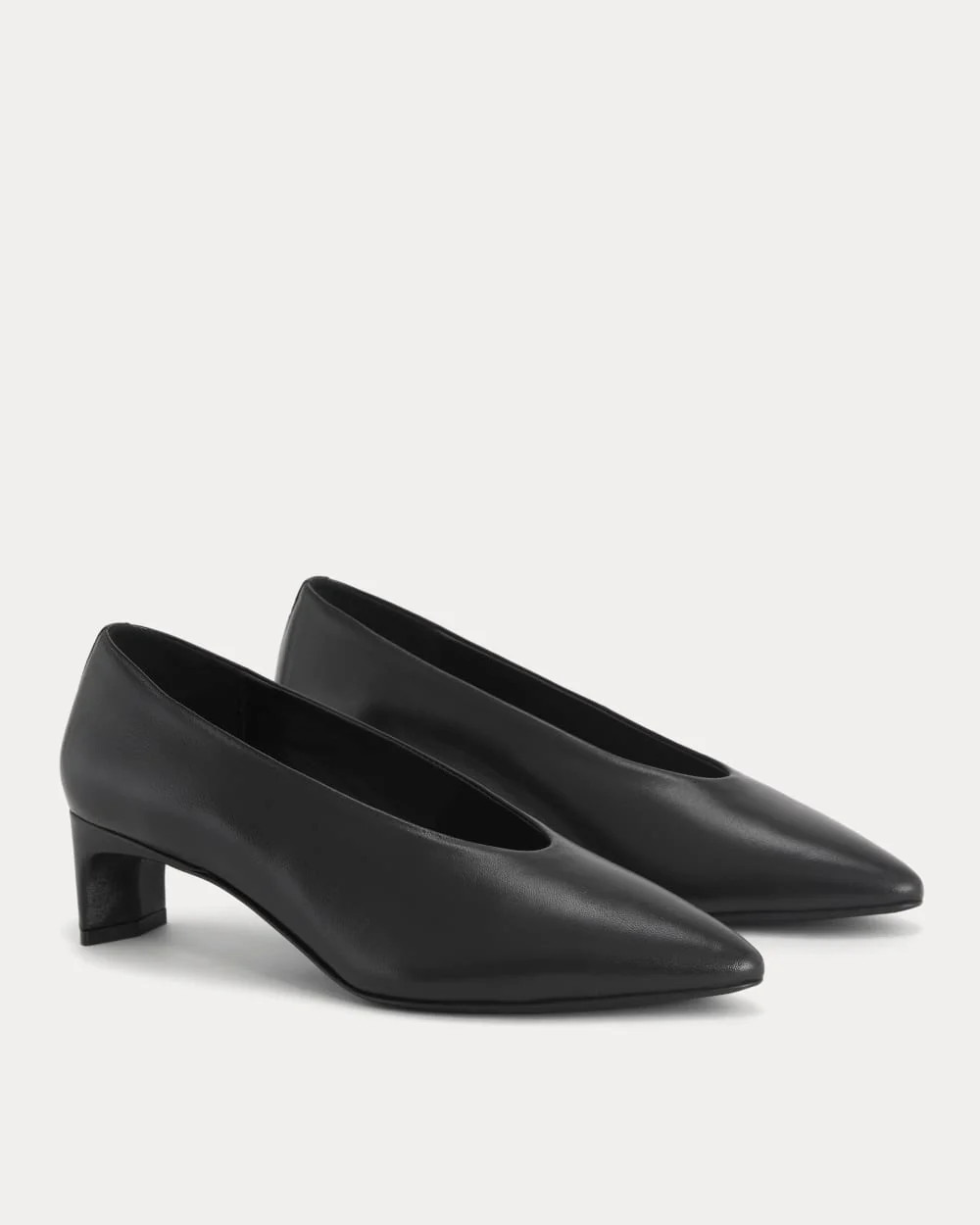 Made in Italy Almond-Toe Pump | Black Leather | Everlane
