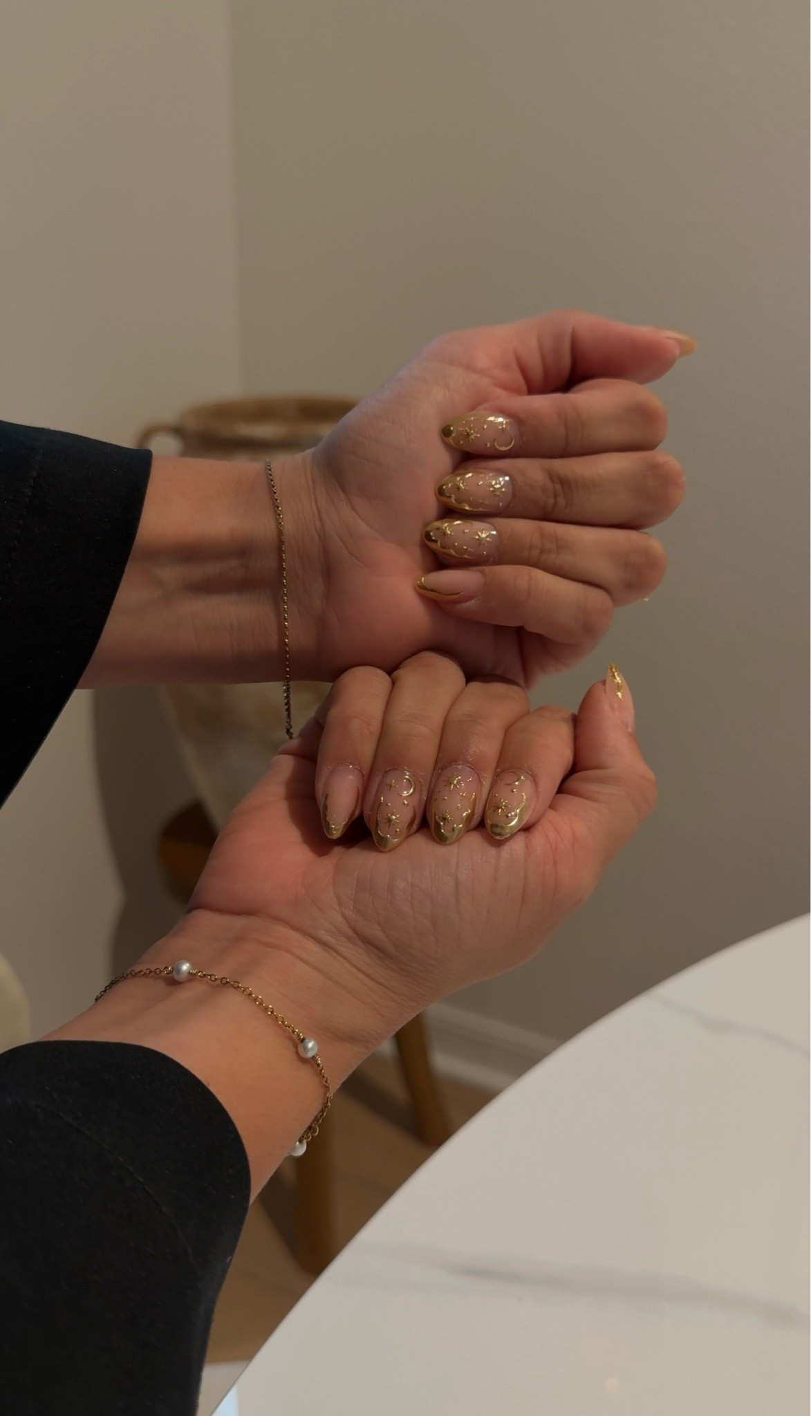 #ad Fall is the perfect time to refresh your nail look using @kissnails 🍁✨⭐️🍂now available to shop @target @shop.ltk https://liketk.it/6nWnm #liketokit
 #targetpartner #KissNails #newmorebetter pressonnails