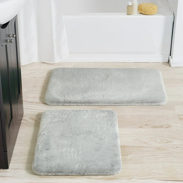 Better Homes & Gardens 2 Piece Silver Faux Rabbit Fur Bath Rug Set, 17" x 24" & 20" x 30" | Walmart (US)