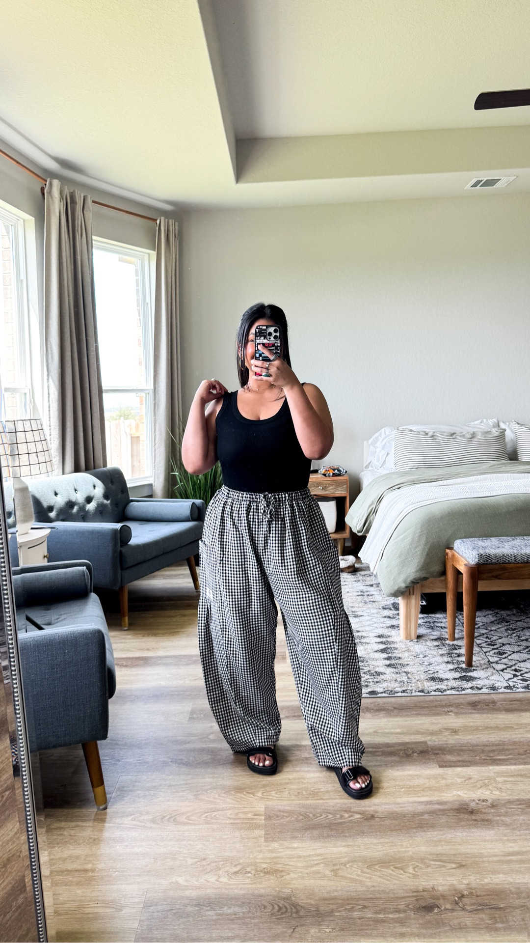 I’m 5’1” size 12 // BODYSUIT: size large, very soft and comfy, the perfect staple // PANTS: size large, these come in tons of colors and also stripes. Some of my favorite Amazon pants! // pink pants from my reel are from Free People, size large