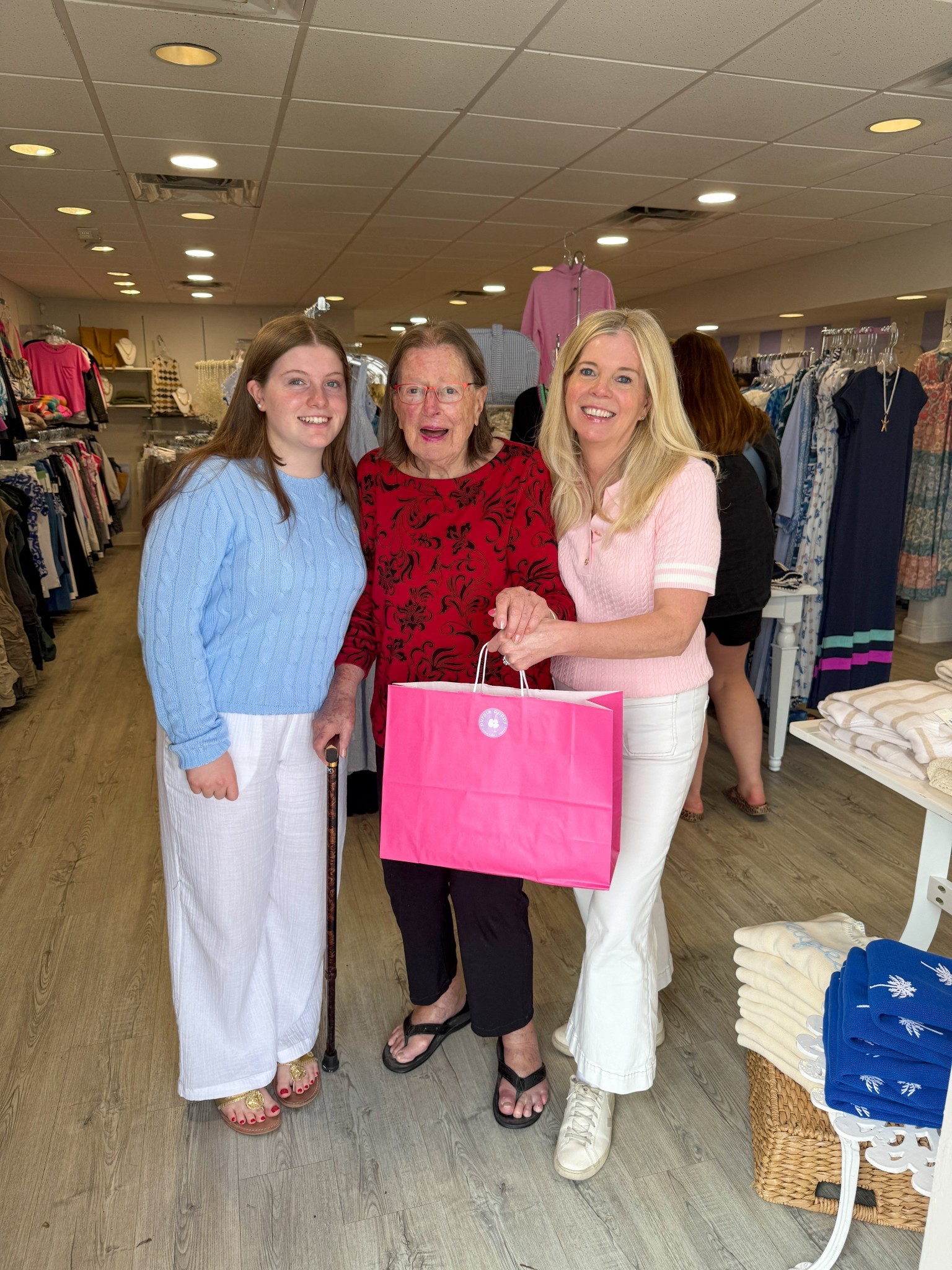 Girls shopping day in Naples, Florida🛍️

#LTKootd #LTKOver40 #LTKTravel