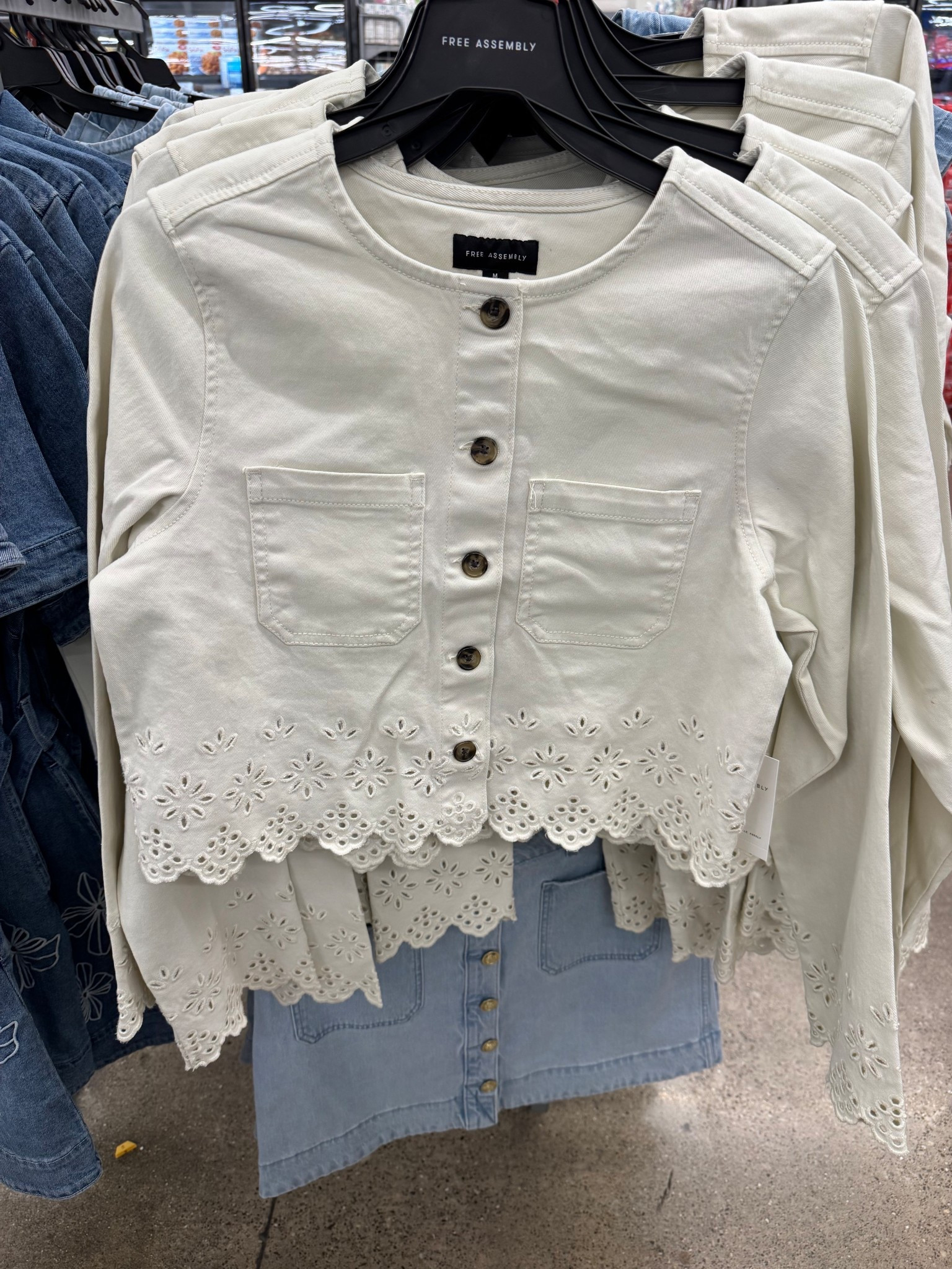 Walmart Free Assembly Women's and Women's Plus Embroidered Eyelet Denim Jacket, Sizes XS-4X

#LTKSeasonal #LTKootd #LTKWorkwear