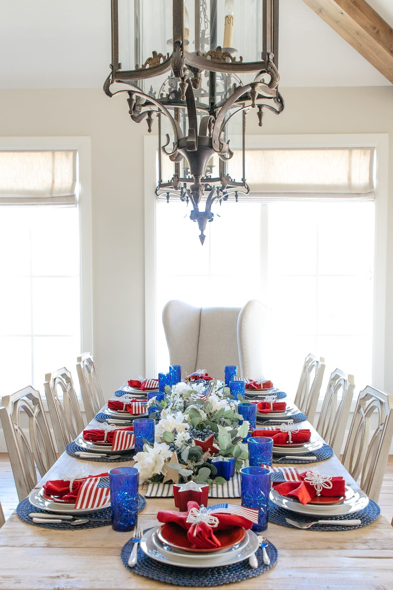 Hosting this summer? Start with THIS table 🇺🇸✨
It’s giving effortless, cozy, and elevated all at once ❤️🤍💙

Shop the full tablescape + hosting essentials on LTK👇
#summerhosting #ltkhome #hostessideas #patriotdecor #tablescapeinspo #entertainingathome #homestyle 

 #LTKfoodie #LTKSeasonal #LTKHome