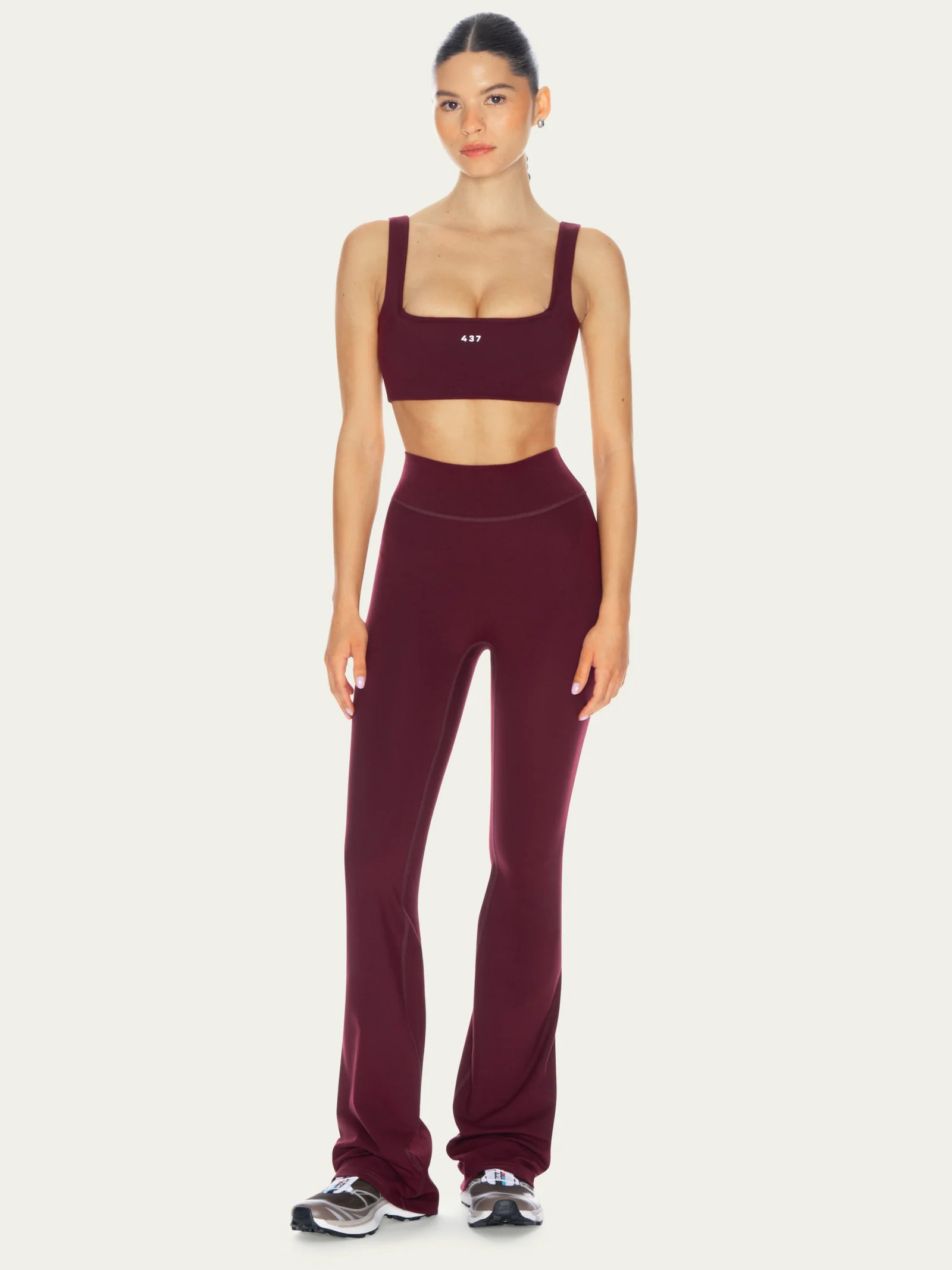 The Leisure Pant Black Cherry | 437