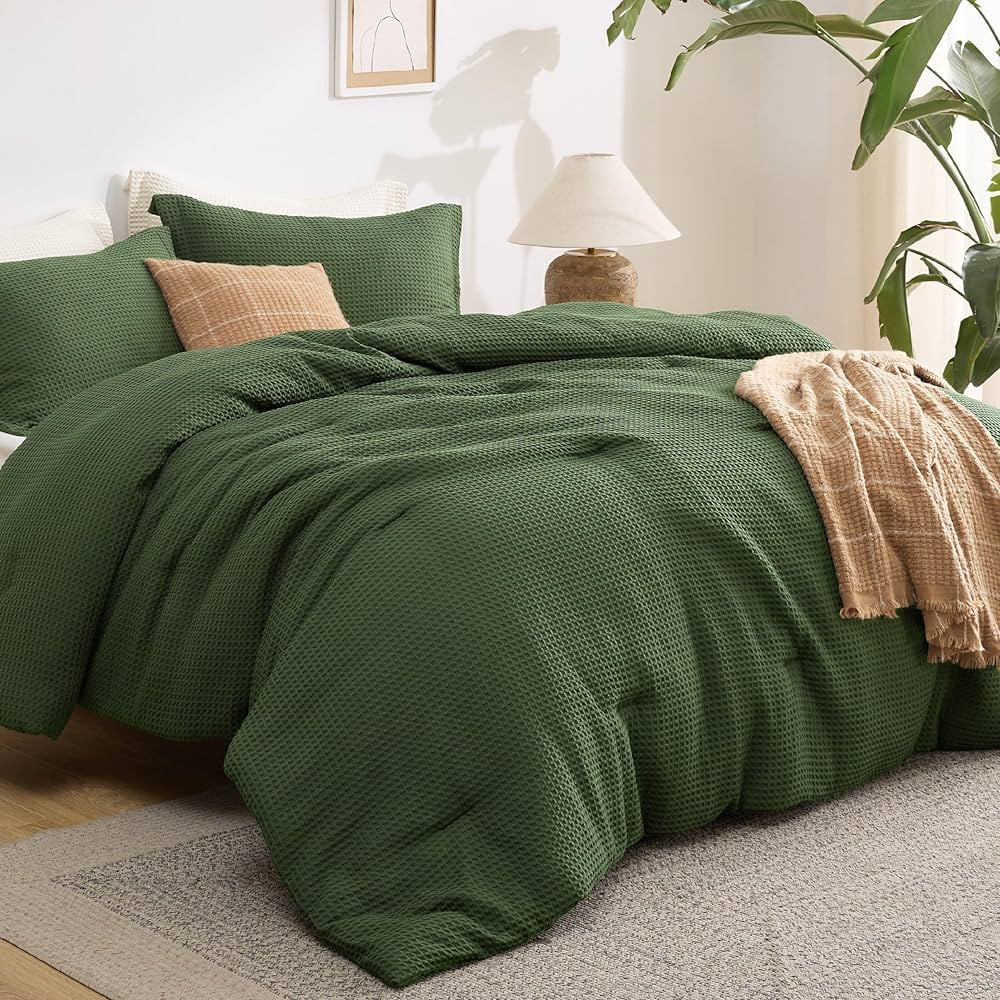 Bedsure Waffle Comforter Set King, Soft and Breathable Dark Green Bedding Comforter Set, 3 Pieces... | Amazon (US)
