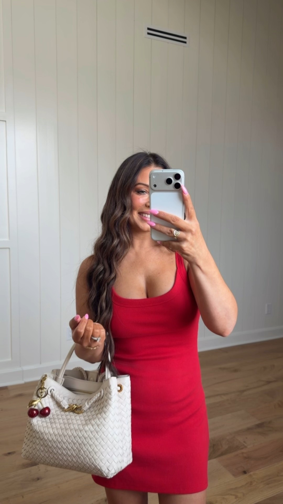 Abercrombie Built-In Bra Tank Mini Dress | Petite Friendly

This tank mini dress is SO good for spring and summer 🤍 It has a built-in bra (game changer) and comes in multiple lengths.

Wearing a Small Petite. The fit is supportive, flattering, and high quality — I actually feel confident in this one.

Perfect for vacation, date night, summer events, or layering with a denim jacket.

#LTKootd #LTKmomlife #LTKOver40