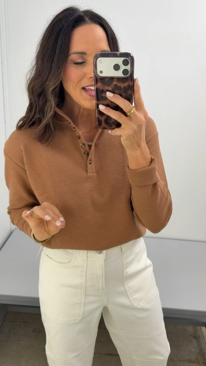 The best little basic henley tops for fall! Comes in several colors! LOVE chocolate brown for fall!

@Walmart 

#walmartfinds