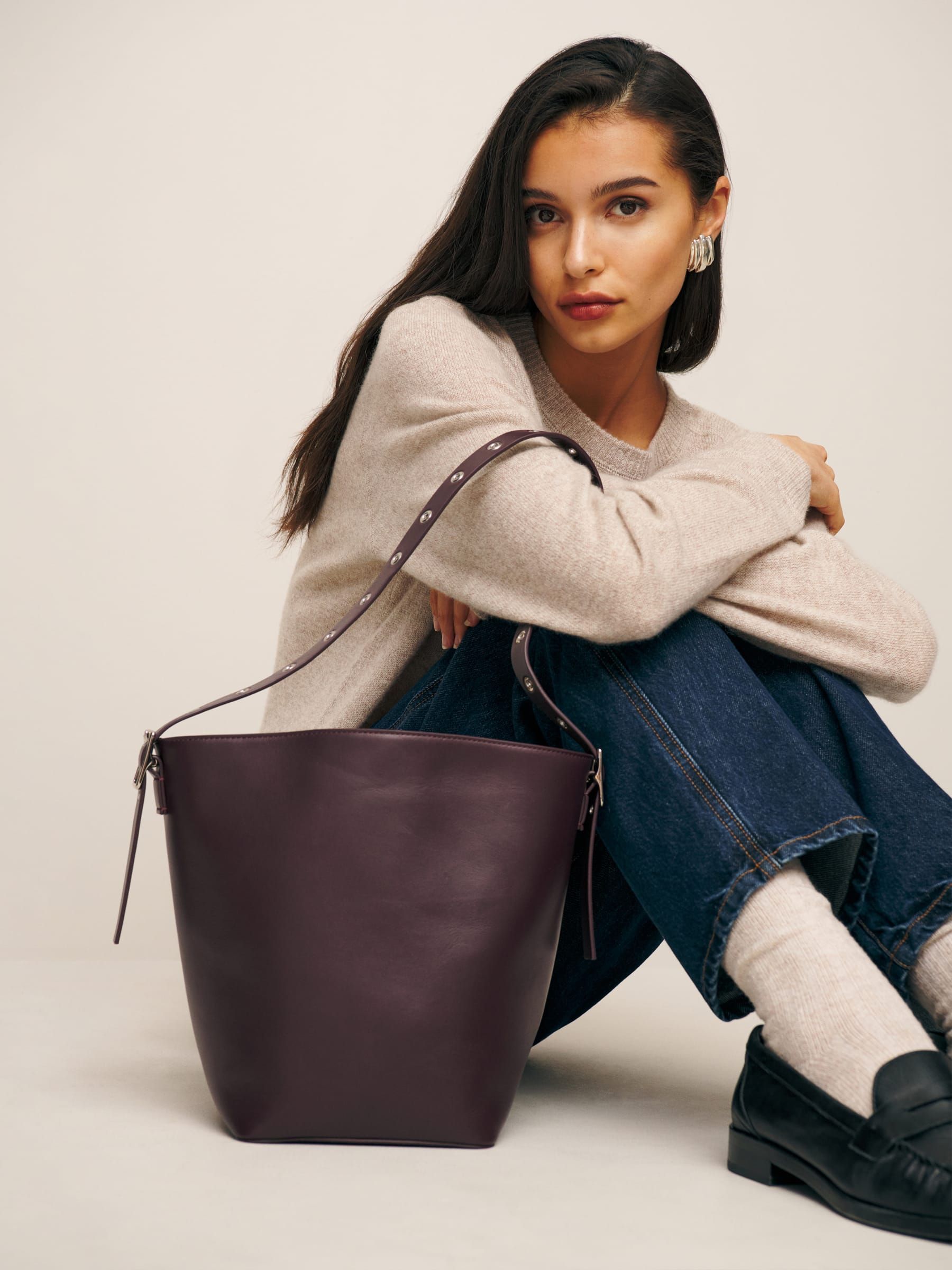 Rafaella Medium Trapeze Tote | Reformation (Global)