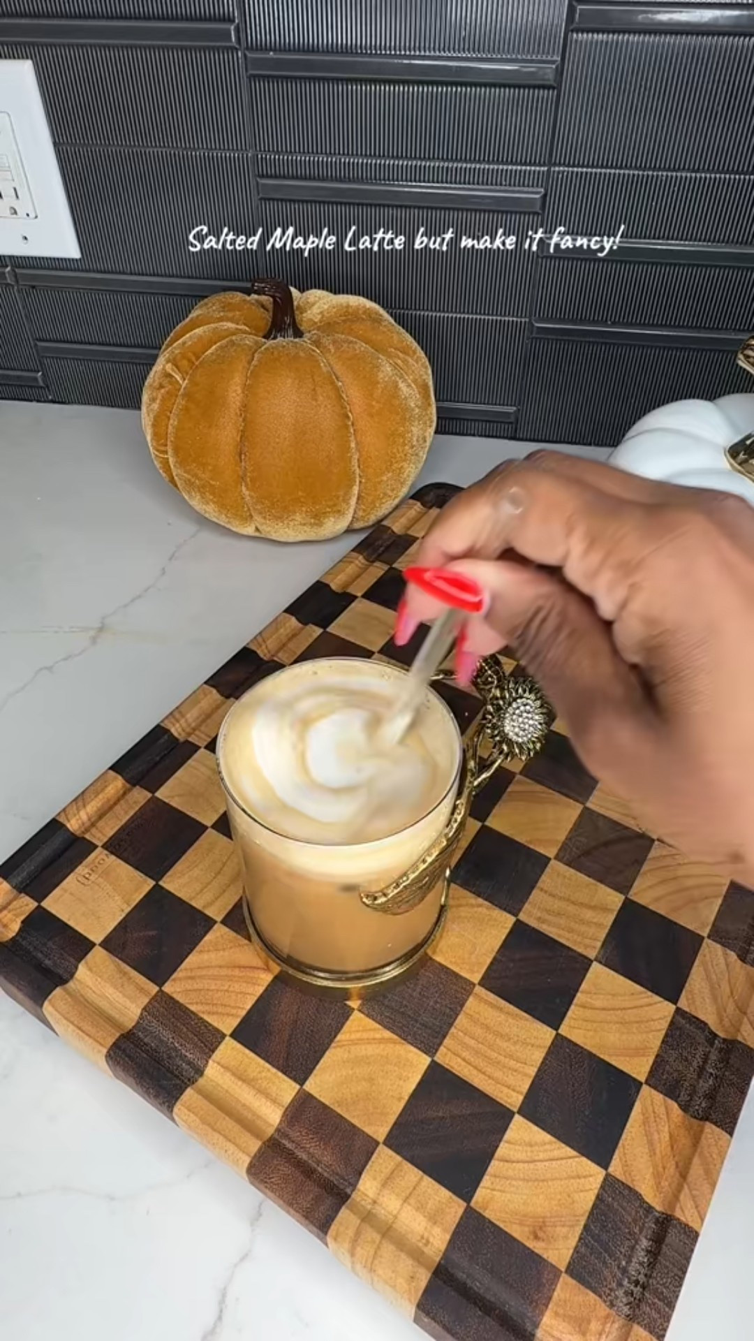 The prettiest cup!!! #lavishlattes 

#LTKfoodie #LTKmorningroutine #LTKValentine