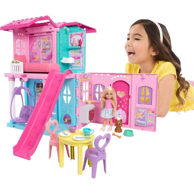Barbie Chelsea Pop-Up Doll House with Doll & 15+ Accessories, House Expands to 17+ x 13+ Inches | Target