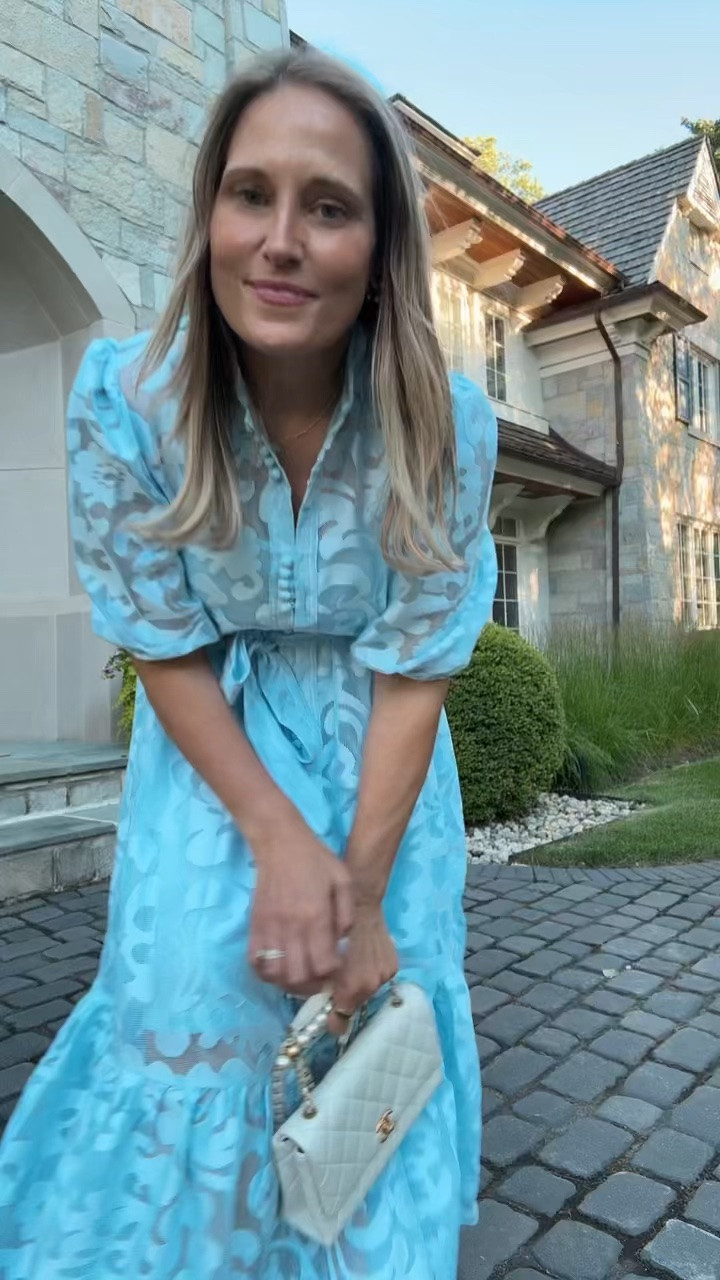 As a 54 yo and 170 lb woman, I am sometimes shocked that I can still rock this gorgeous dress! I love how it can be worn with the belt for a more cinched look or worn without for a more flowy fit. This is a beautiful color that is perfect for the summer, too. Keep rocking it, ladies! XO s

#LTKSeasonal #LTKOver40 #LTKdayinmylife