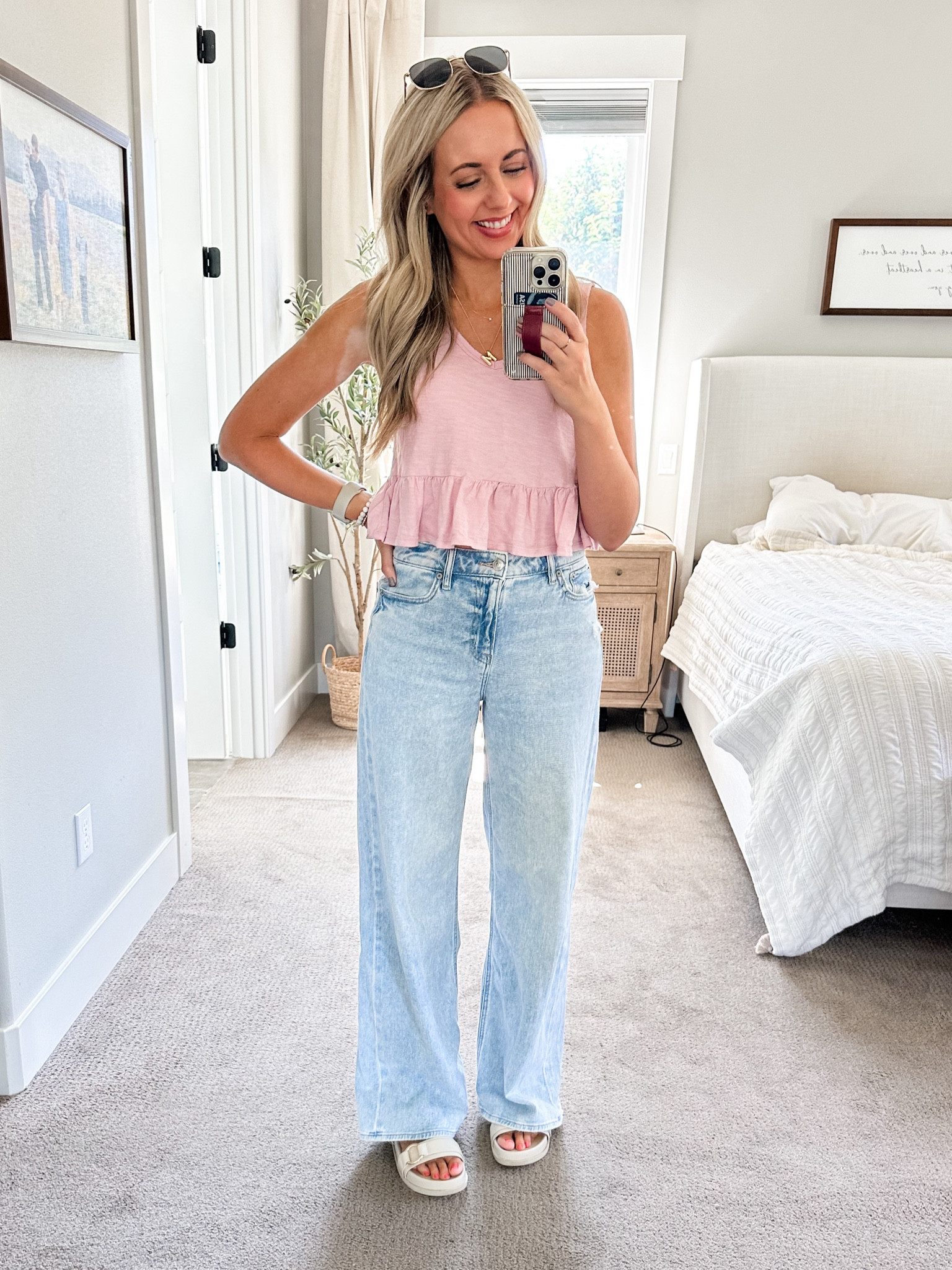 The softest most comfortable pair of jeans I’ve ever owned! These are a high-rise wide leg fit. I have the wash called salty air! I am 5’6” tall and wearing a size 0 regular length. I had to size down in these, they do run big!

#LTKStyleTip #LTKFindsUnder50 #LTKSaleAlert