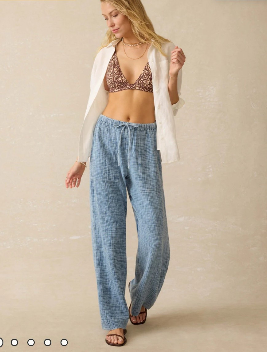 One of my favorite pairs of pants. Incredible comfortable - perfect for lounging, travel and running errands 

#LTKStyleTip #LTKTravel #LTKWorkwear