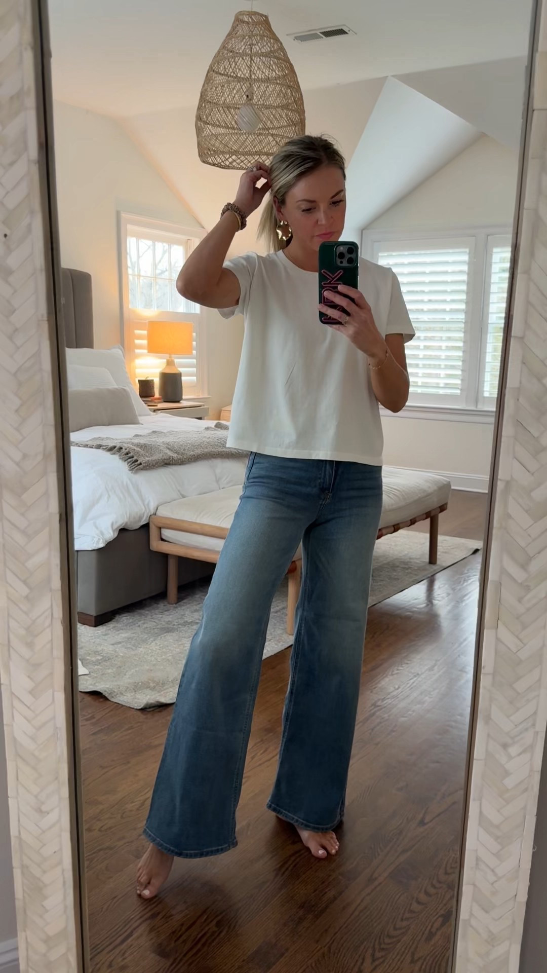 $28 Target jeans 👖 
•medium vintage wash 
•I’m 5’5 and usually a 26R and wearing the 4R, but they are snug and curious how going up to the 6 would be
•decent amount of stretch 
•small white tee 

#LTKFindsUnder50 #LTKFindsUnder100