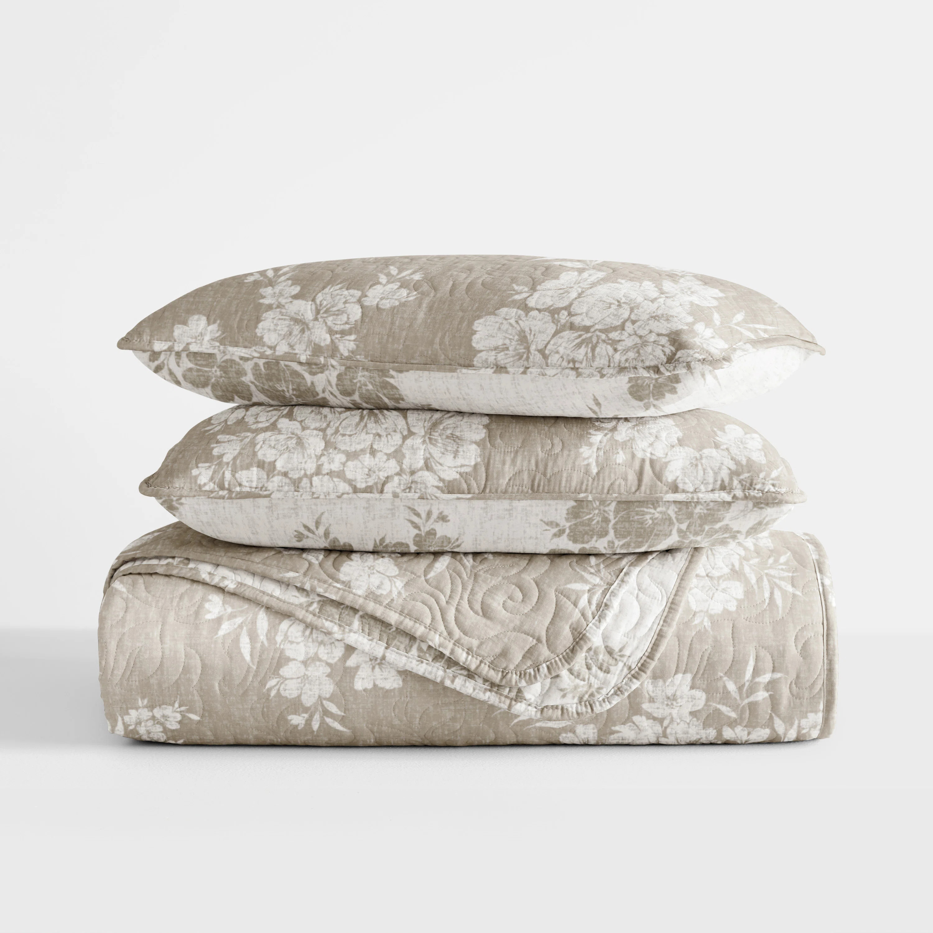Quilt Set- Lightweight - All Season Quilted Coverlet - Distressed Bouquet | Wayfair North America
