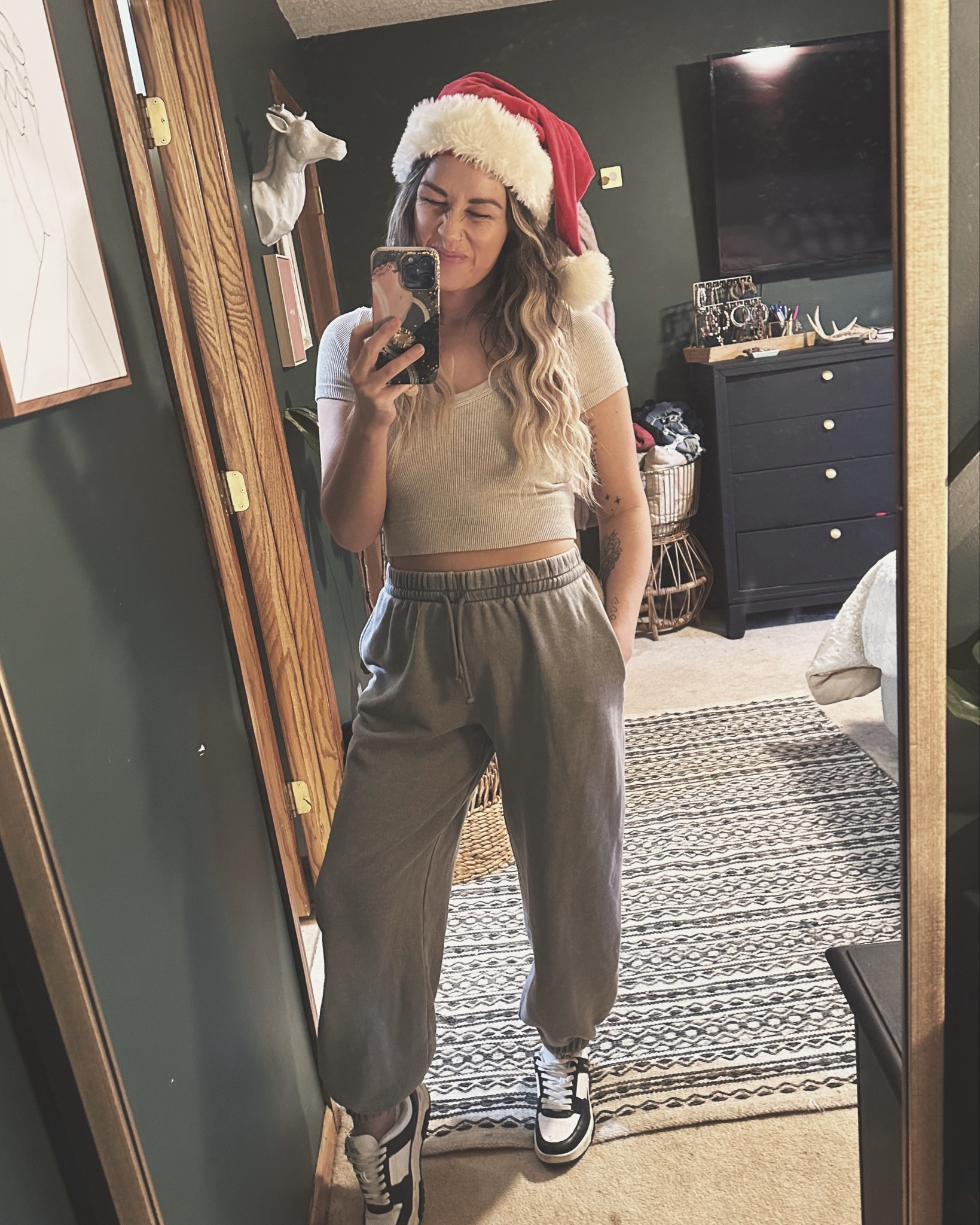 Comfy for the holidays || travel gear 🧑Santa

#LTKFindsUnder50 #LTKHoliday #LTKTravel