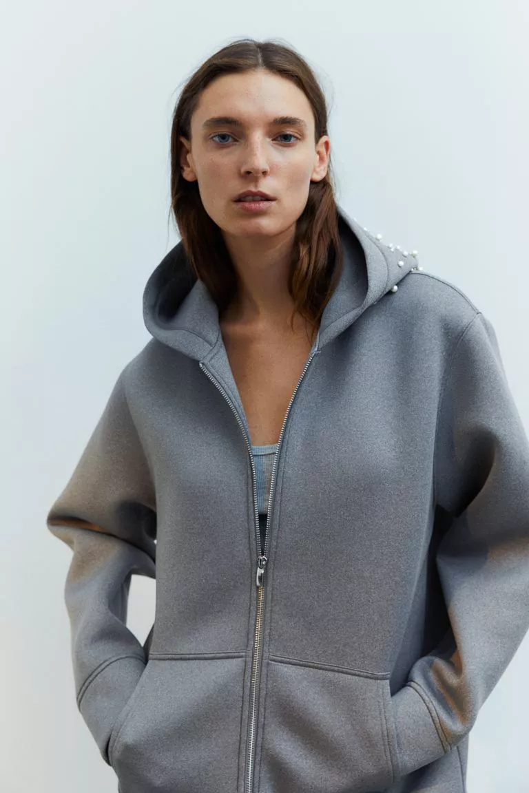 Oversized gray zip up shop
