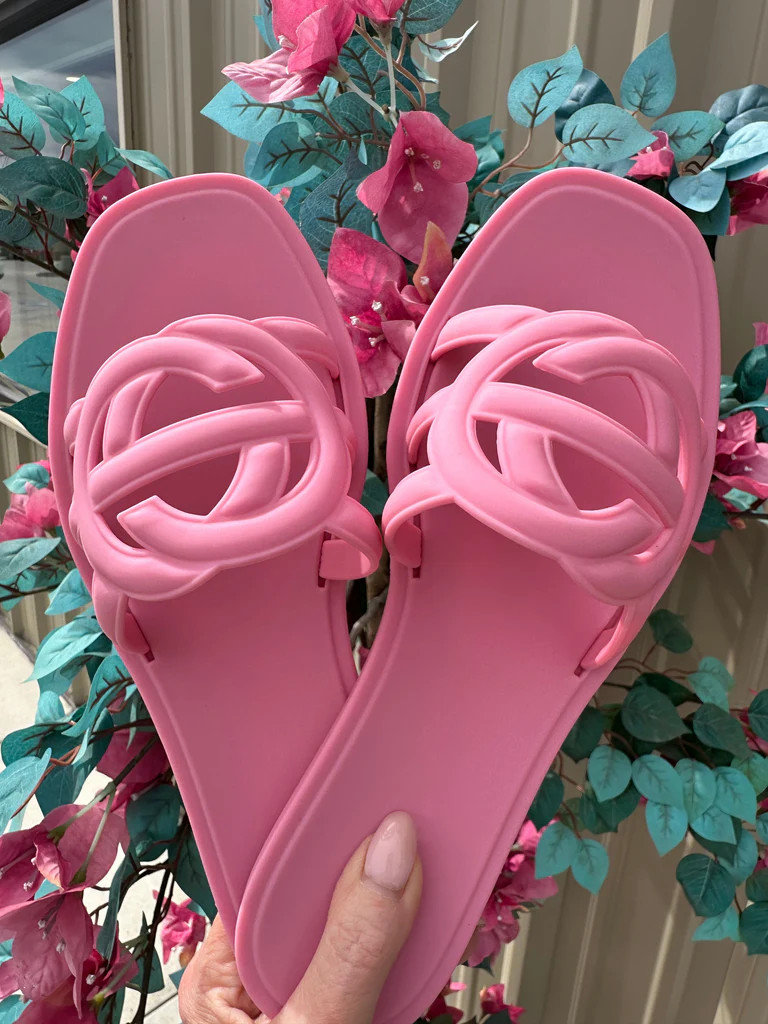 PREORDER!! Icon Jelly Sandals in Pink | Glitzy Bella
