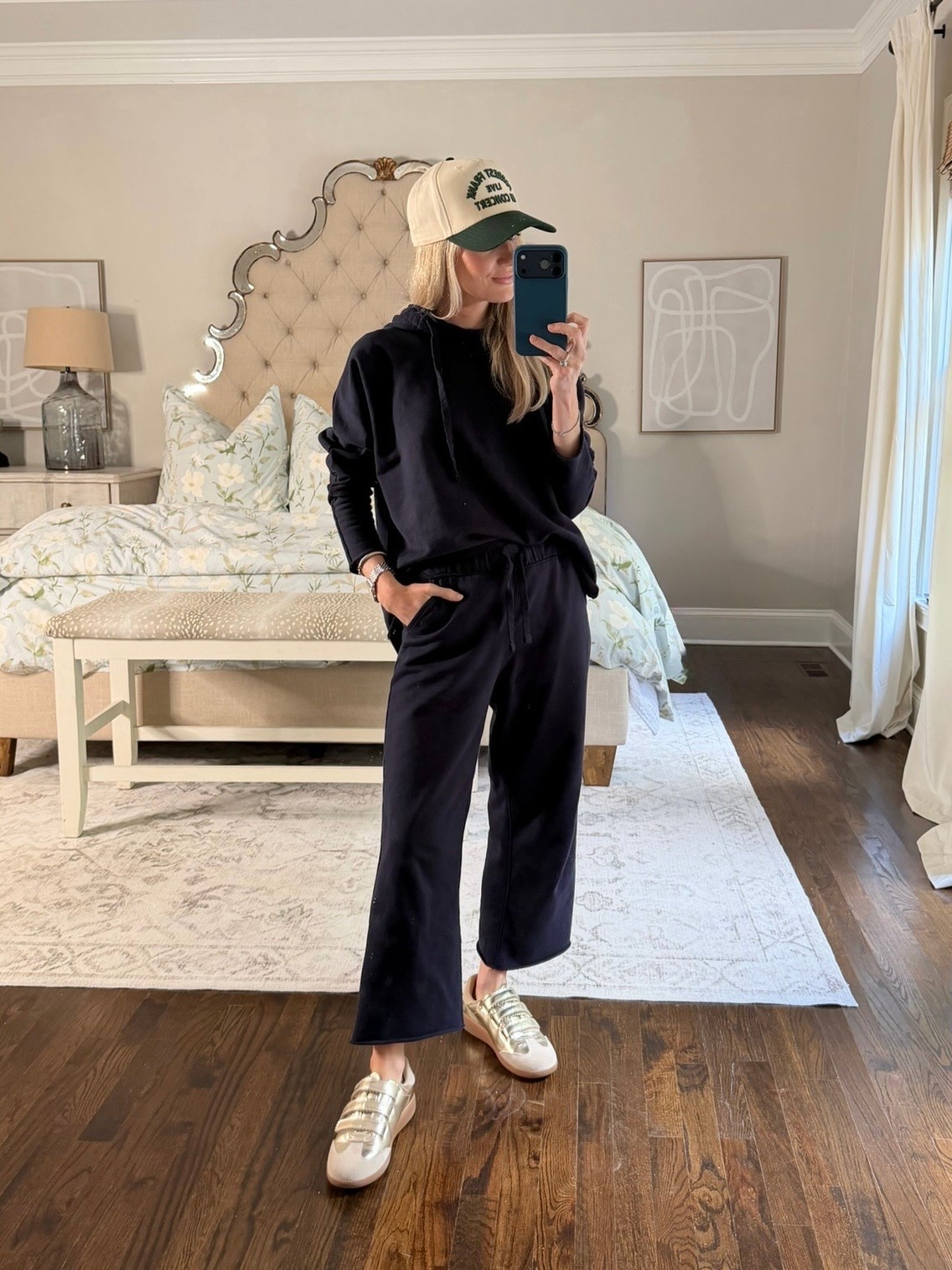 This set is comfy enough to throw on for morning drop off but looks put together enough to run around in all day!  It comes in 4 colors!  I’m 5’2 and wearing XS in both pieces! #QuincePartner @Quince

#LTKgrwm #LTKootd #LTKmomlife