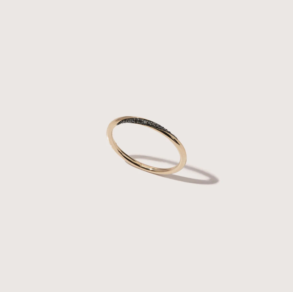 Twisted Black Diamond Thread Ring | Otiumberg