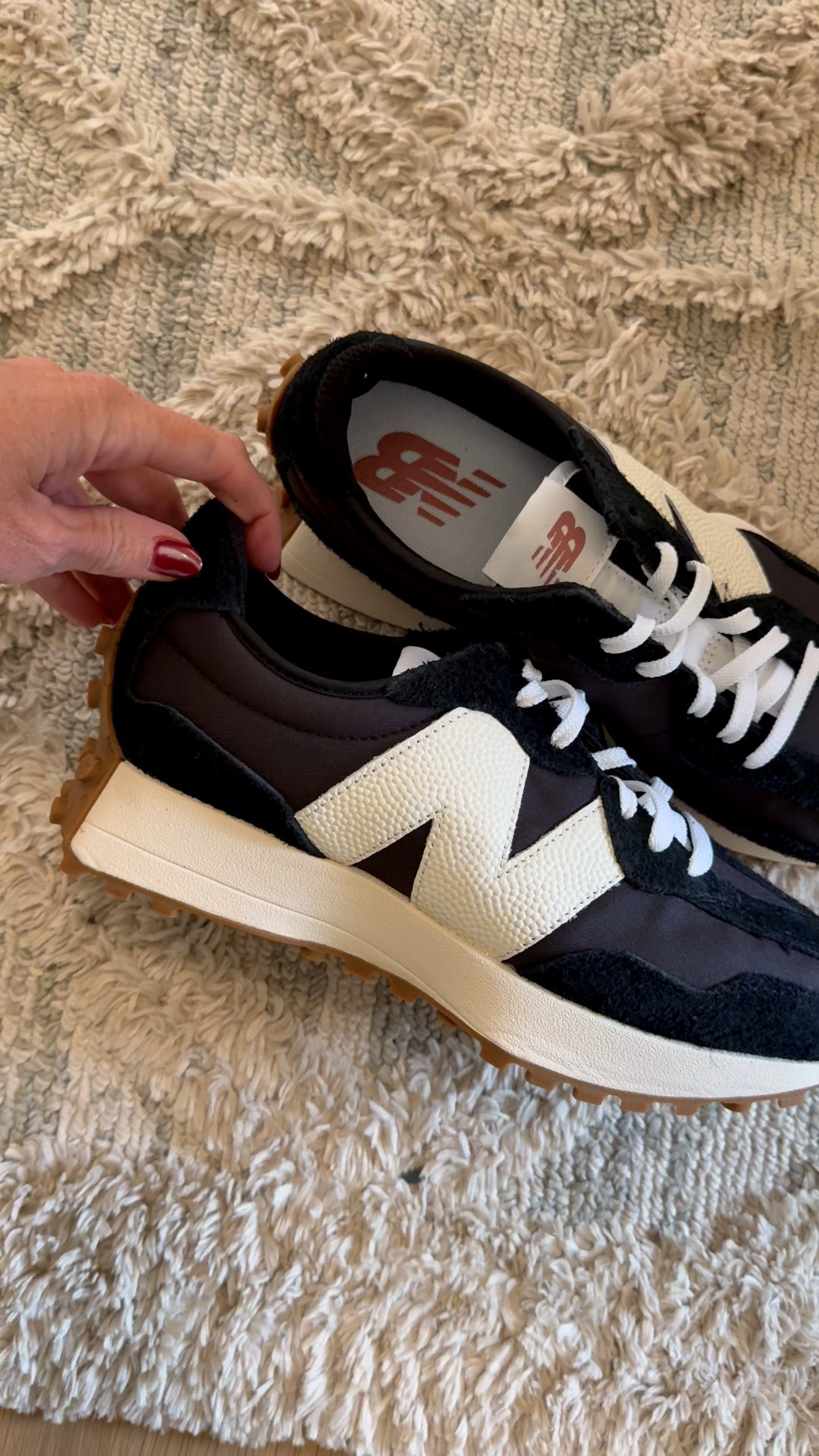 Perfect neutral sneakers. Fits TTS. 

#LTKHoliday #LTKGiftGuide #LTKCyberWeek