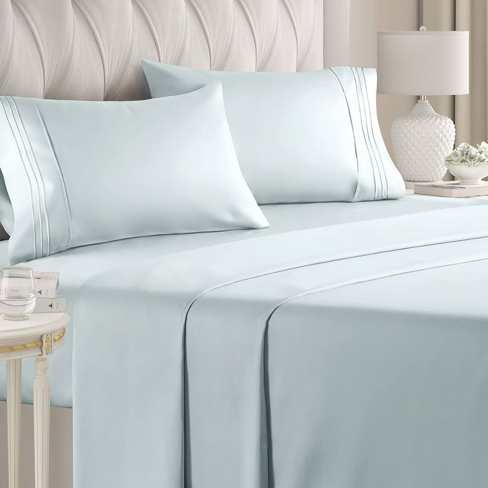 Amazon.com: King Size 4 Piece Sheet Set - Comfy Breathable & Cooling Sheets - Hotel Luxury Bed Sh... | Amazon (US)