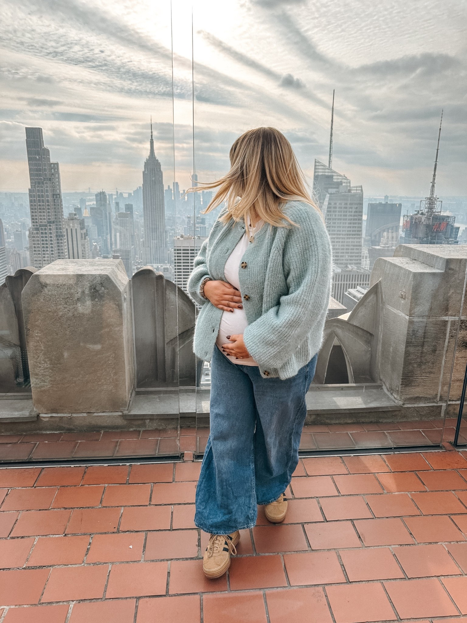 I swear these are the best jeans for maternity #maternitu 

#LTKBump #LTKootd