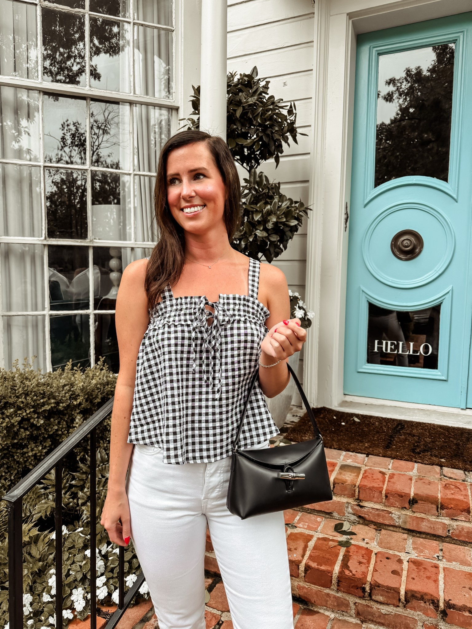 I wore this cute look for dinner the other night! This gingham top is so affordable you won’t believe the price. 🖤
•
#partnership #newbird #dallashummingbirds
•

#LTKSaleAlert #LTKSummerEdit #LTKFindsUnder50