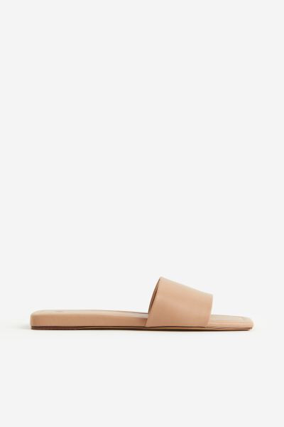 Slippers | H&M (DE, AT, CH, NL, FI)