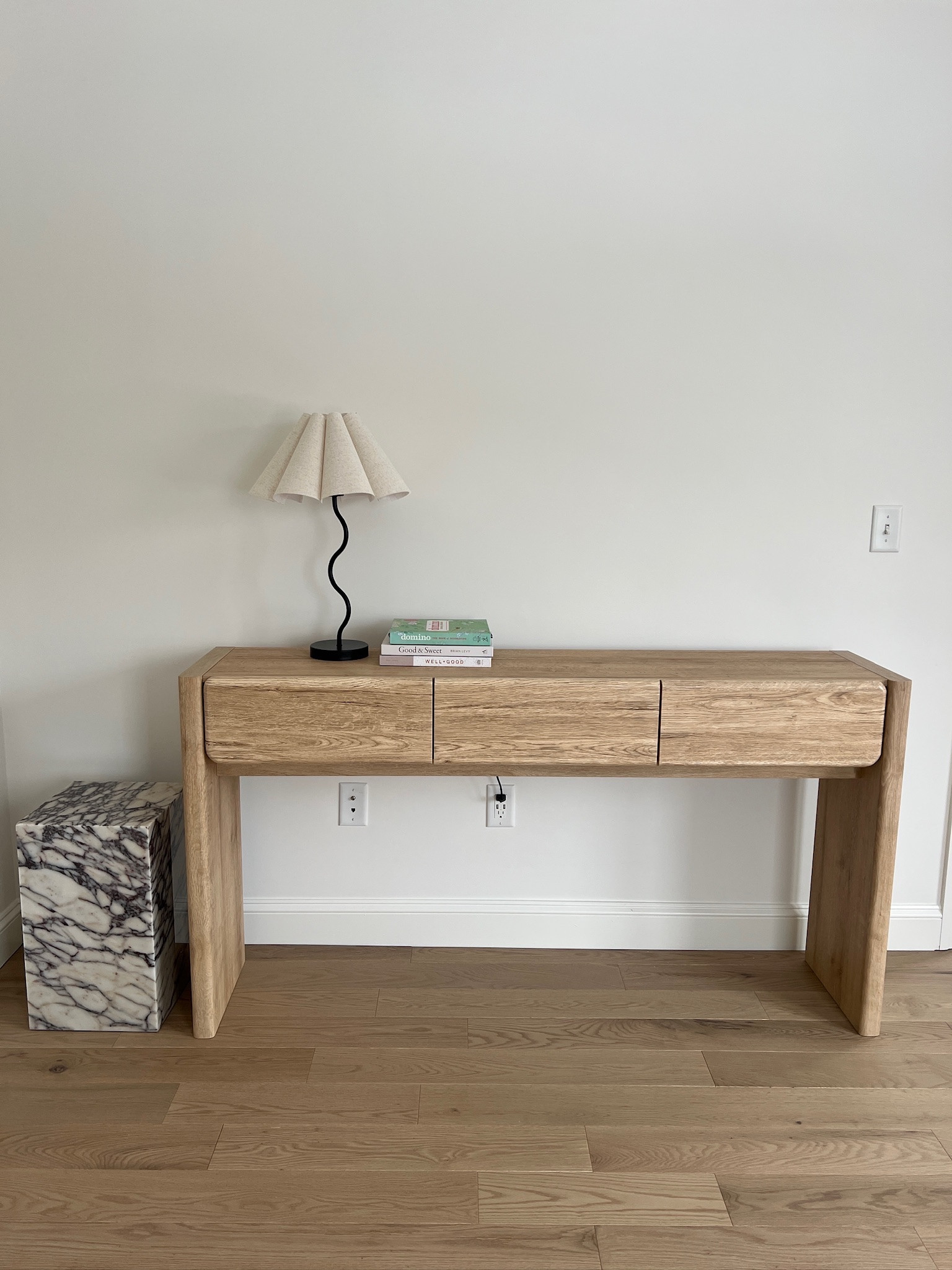 Obsessed with this console table!

amazon finds, amazon home 

 #LTKSeasonal #LTKHome